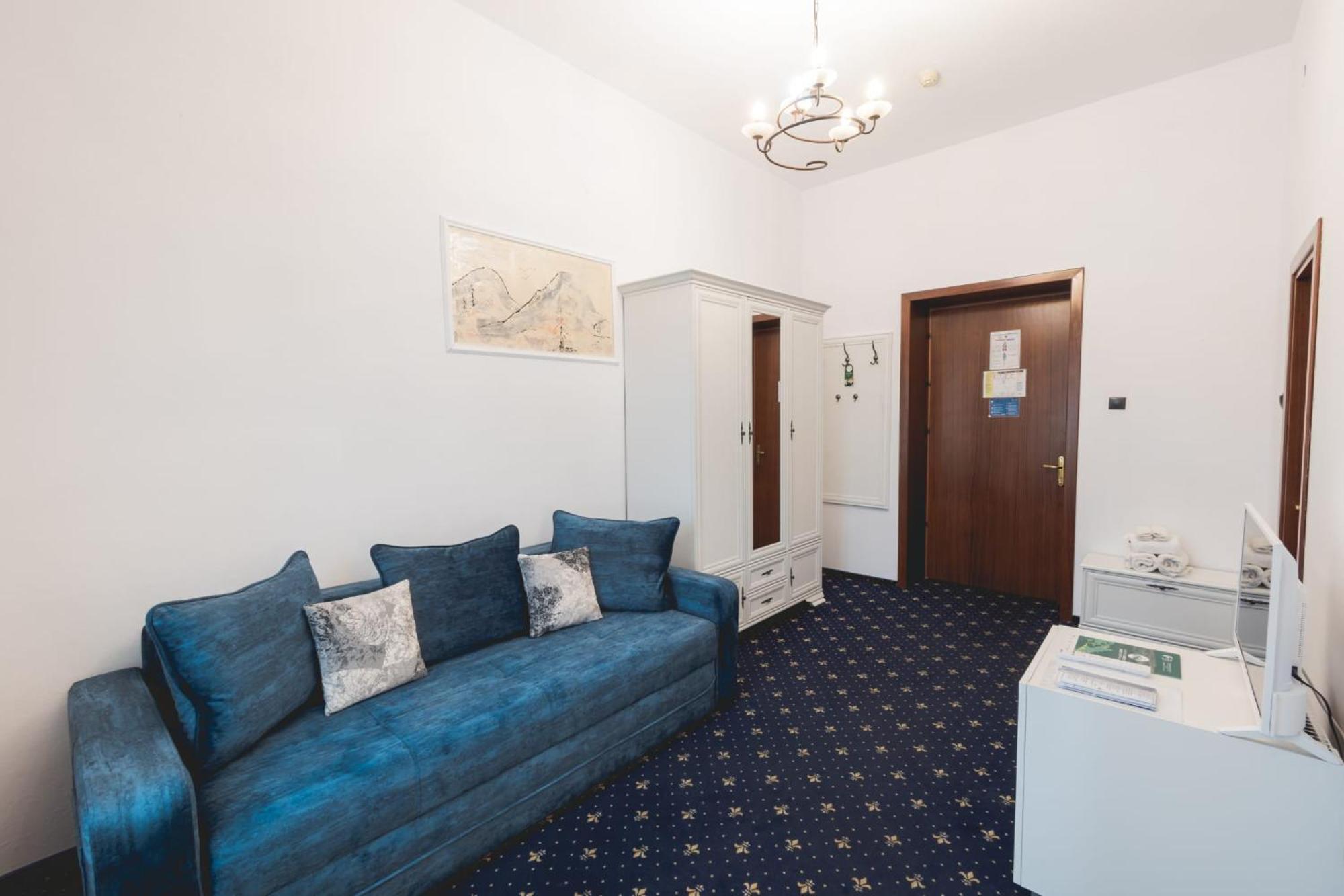 Hotel Carol - Ватра-Дорней Экстерьер фото